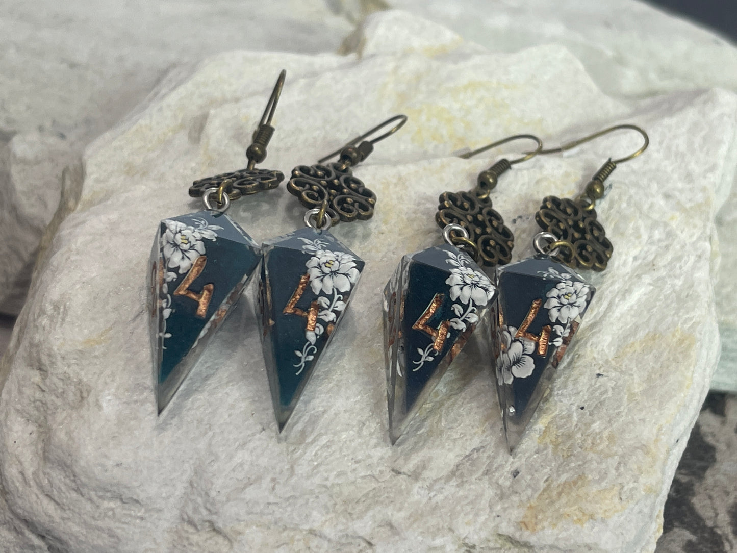Rococo D4 earrings