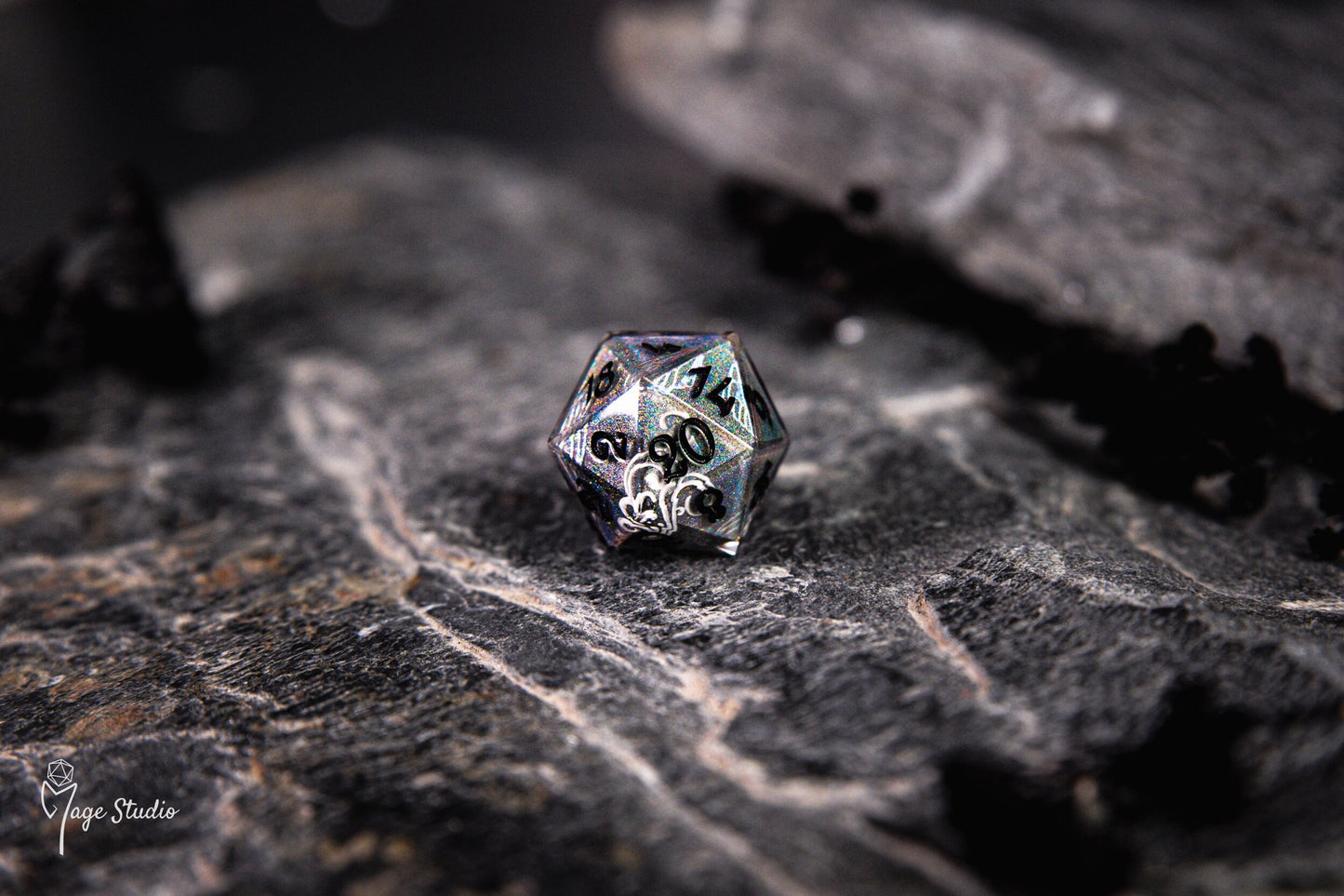 Holographic Fairy Wings D20 die