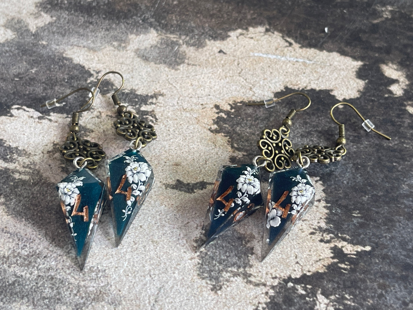 Rococo D4 earrings