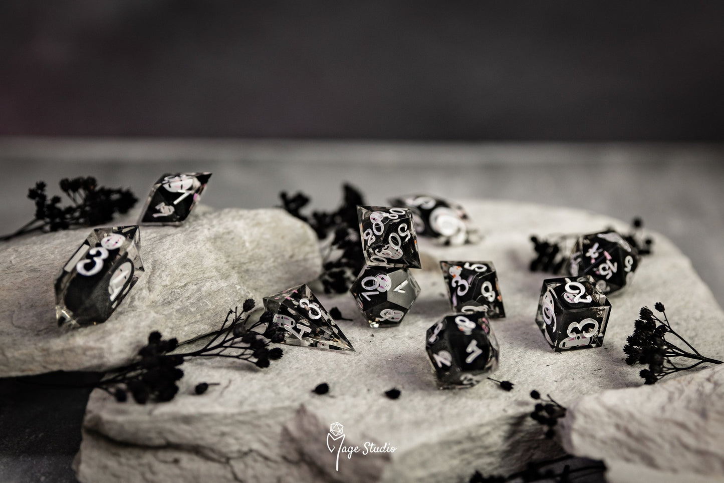 No Face dice set