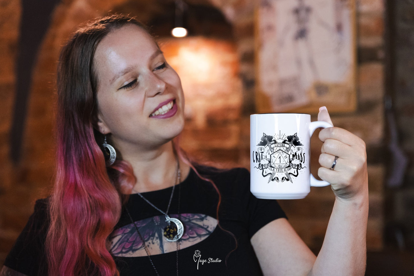 Critical Miss mug 450ml 15oz black inside