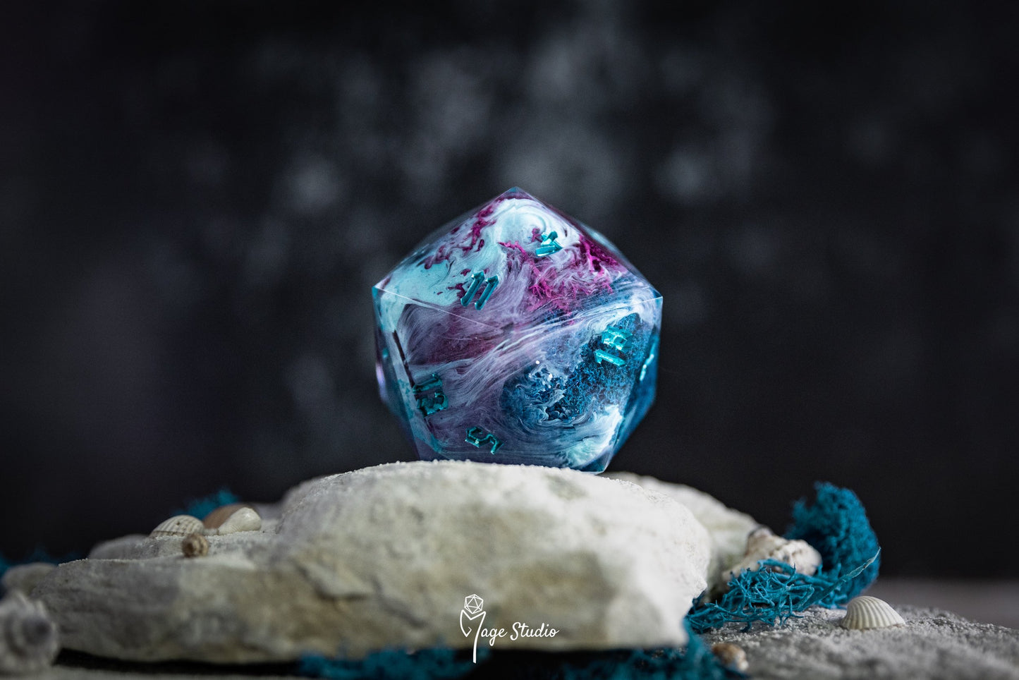 Ocean Depths D20 50mm chonk die