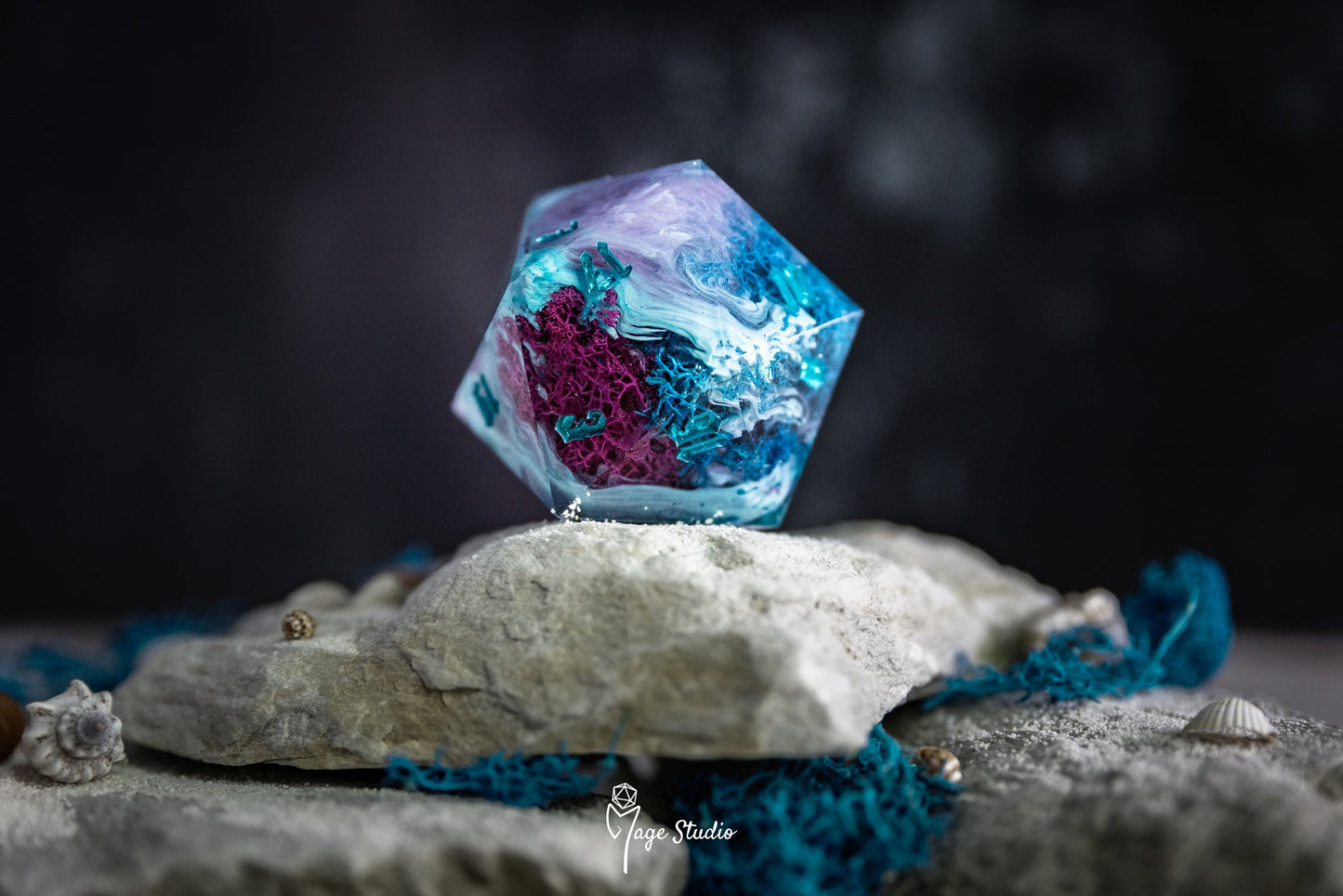 Ocean Depths D20 50mm chonk die
