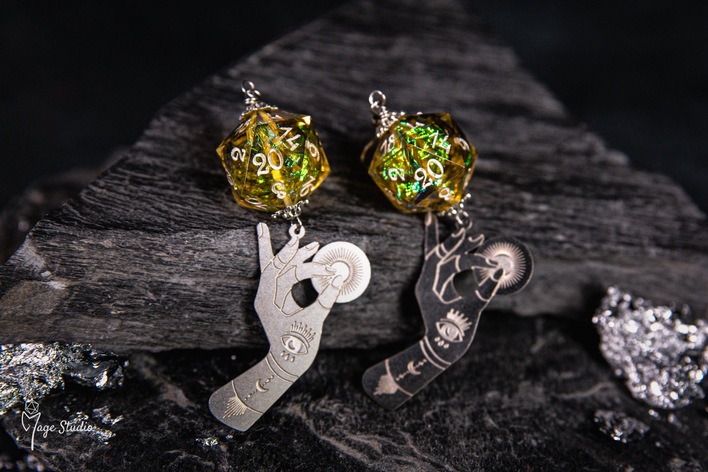Blessing D20 earrings yellow