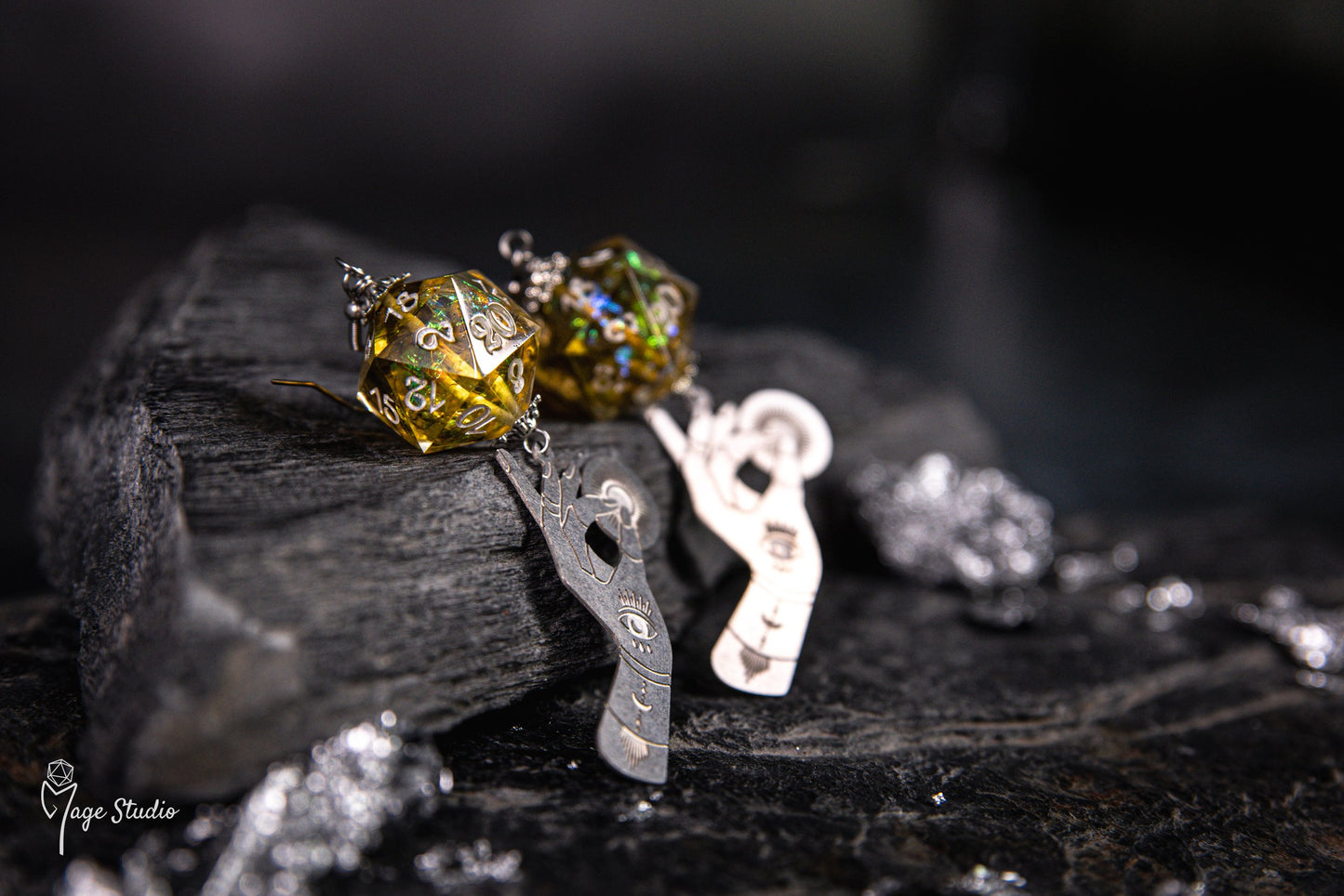 Blessing D20 earrings yellow