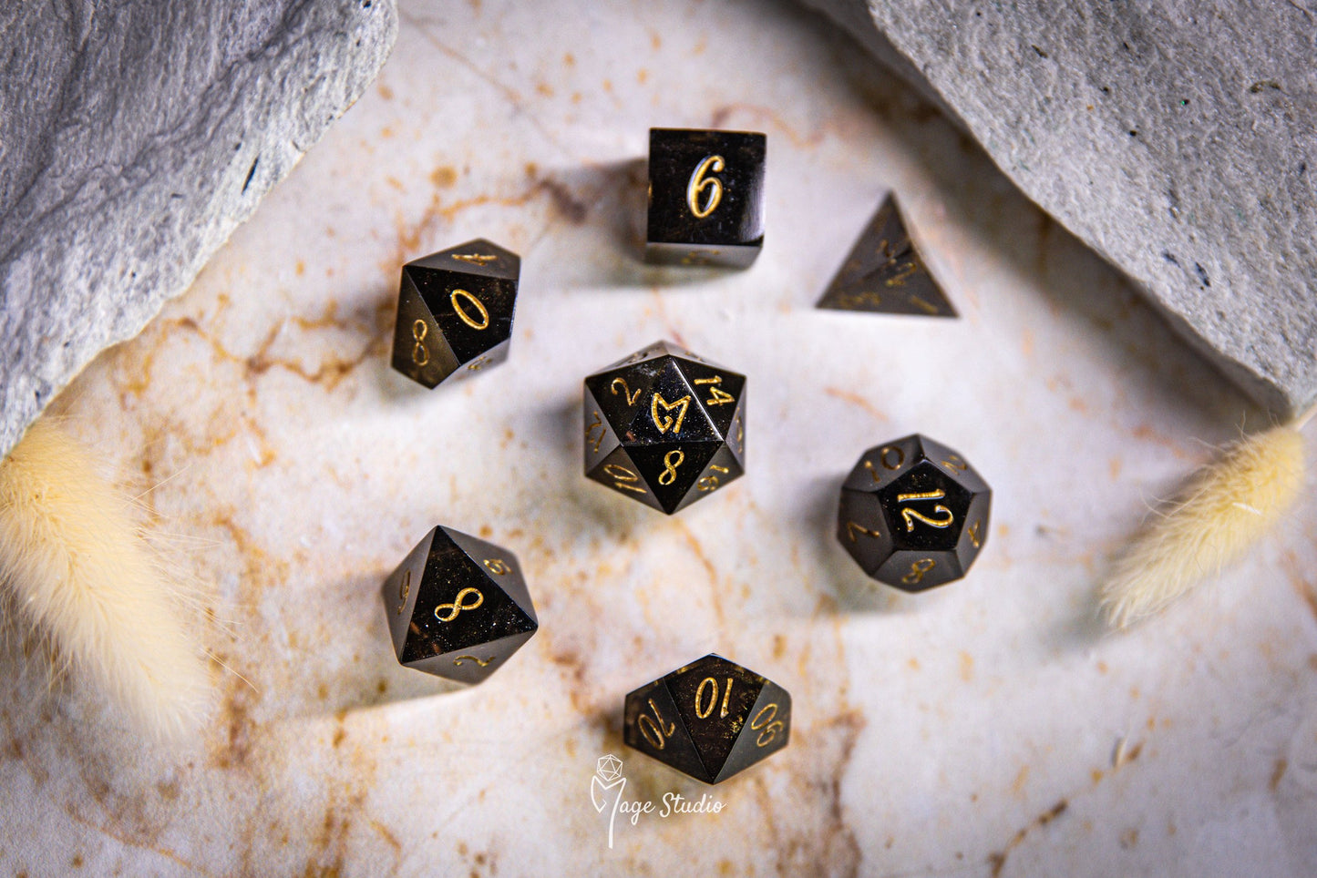 Mel Mederada- handmade resin Dice set 7pcs logo D20