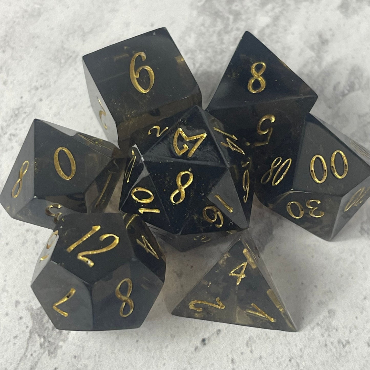 Mel Mederada- handmade resin Dice set 7pcs logo D20