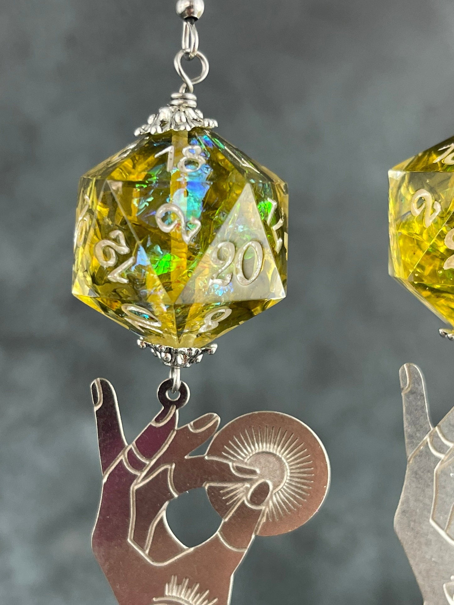 Blessing D20 earrings yellow