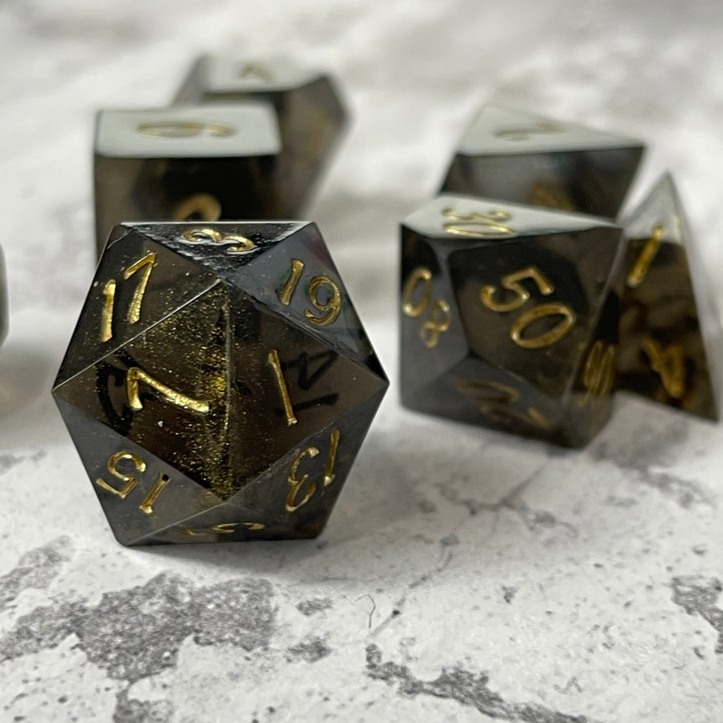 Mel Mederada- handmade resin Dice set 7pcs logo D20