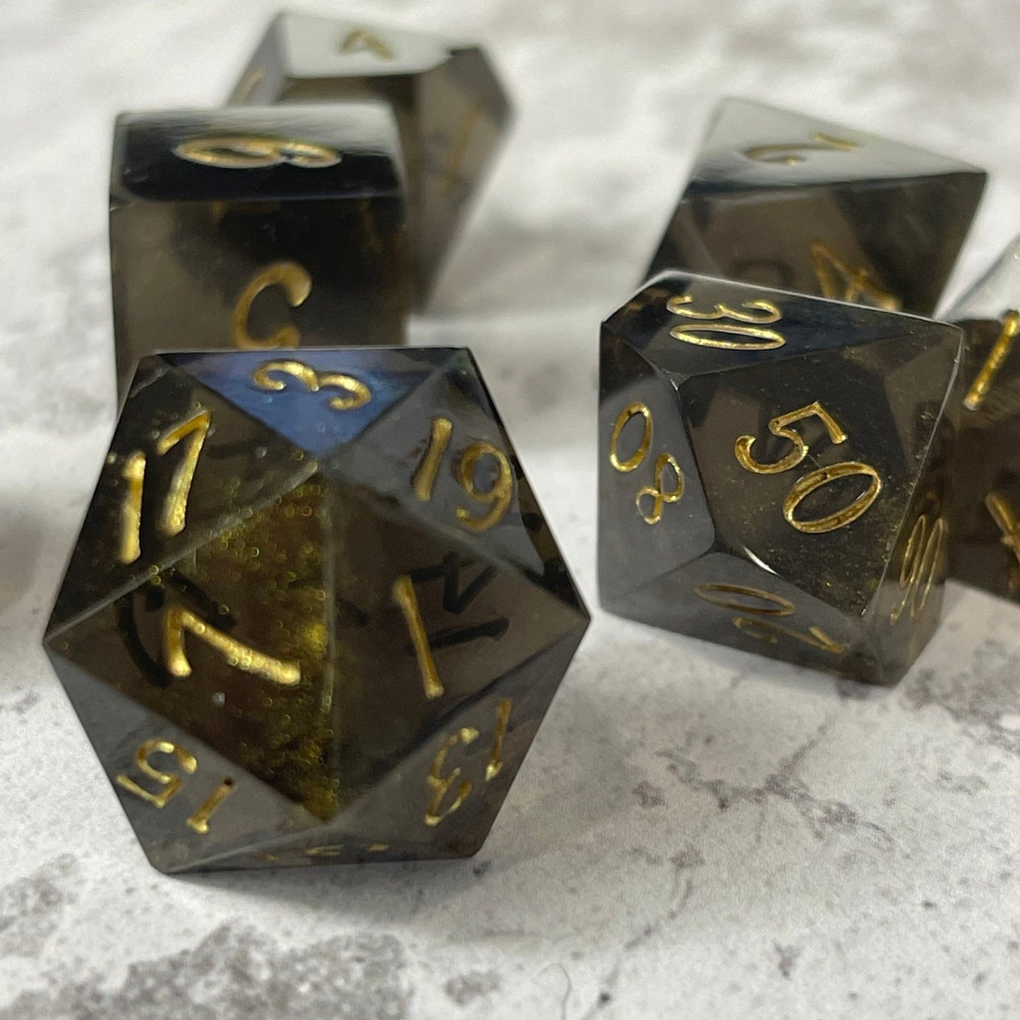 Mel Mederada- handmade resin Dice set 7pcs logo D20