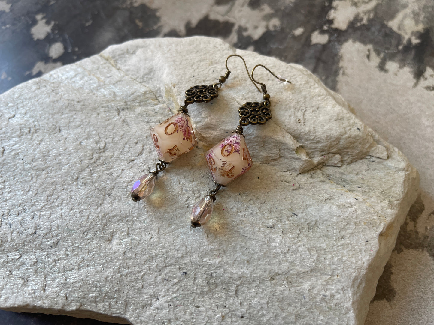 Vintage Wallpaper D10 Earrings (bronze-beige and pink)