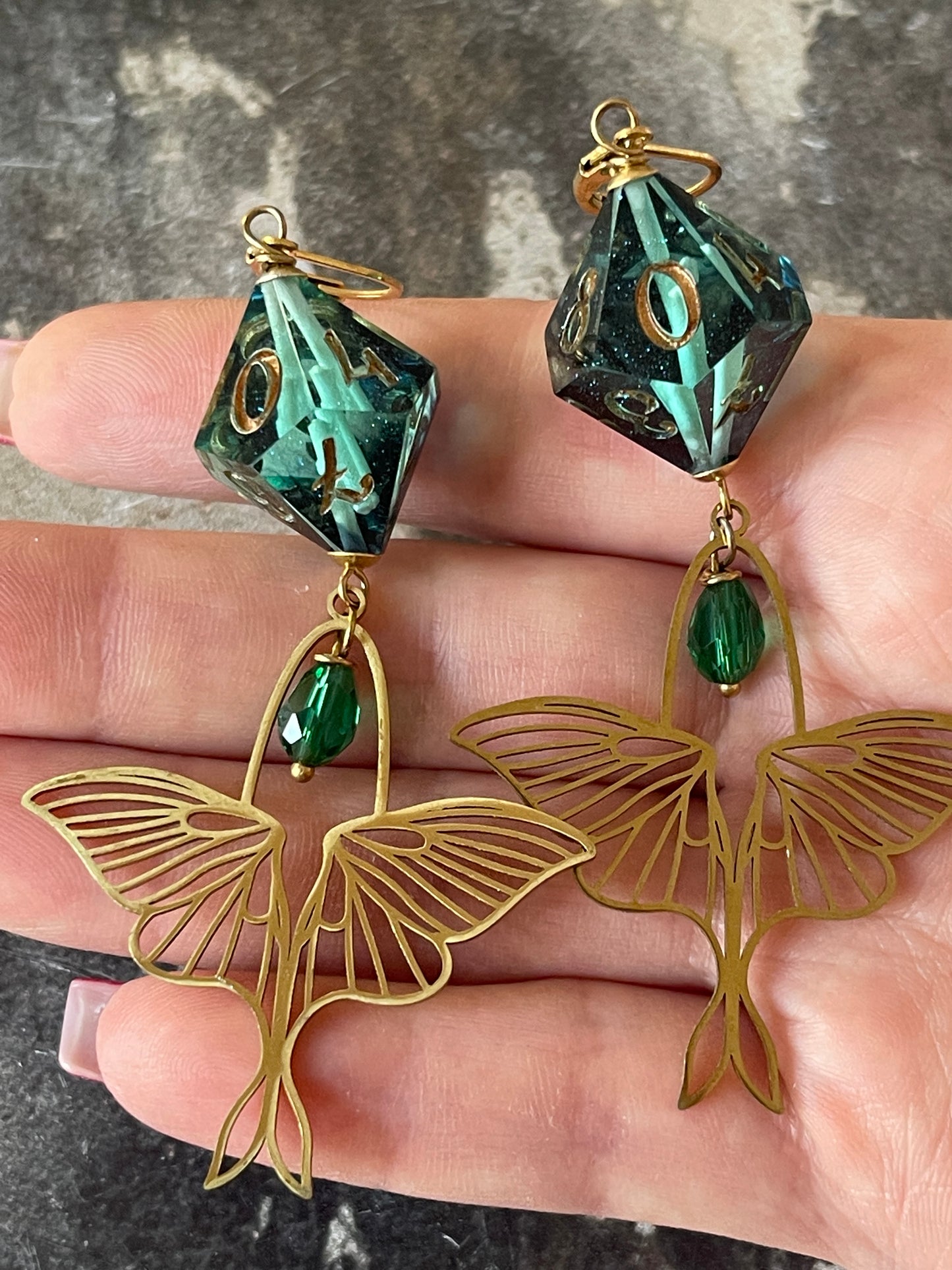 Luna Moth D10 Earrings (gold-teal)