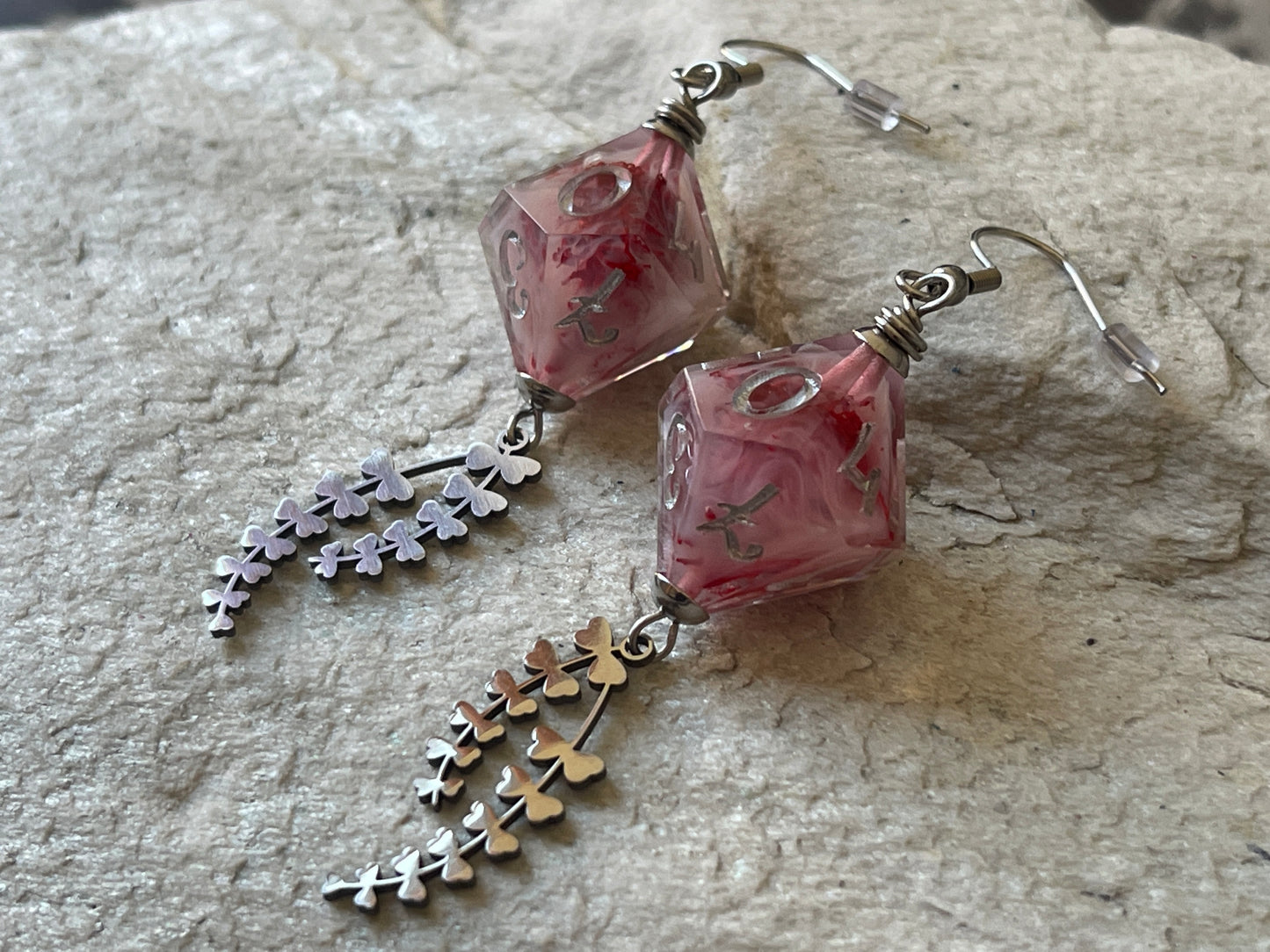 Misty Bloom D10 dice Earrings (silver- red and white)