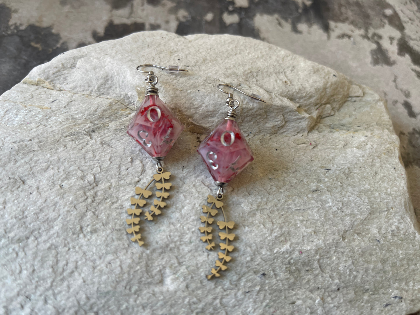 Misty Bloom D10 dice Earrings (silver- red and white)
