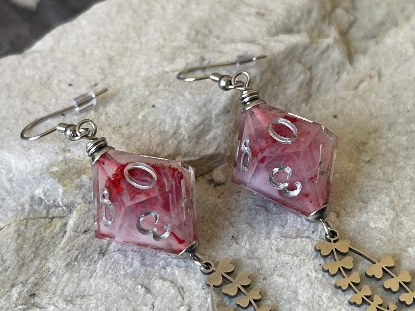 Misty Bloom D10 dice Earrings (silver- red and white)