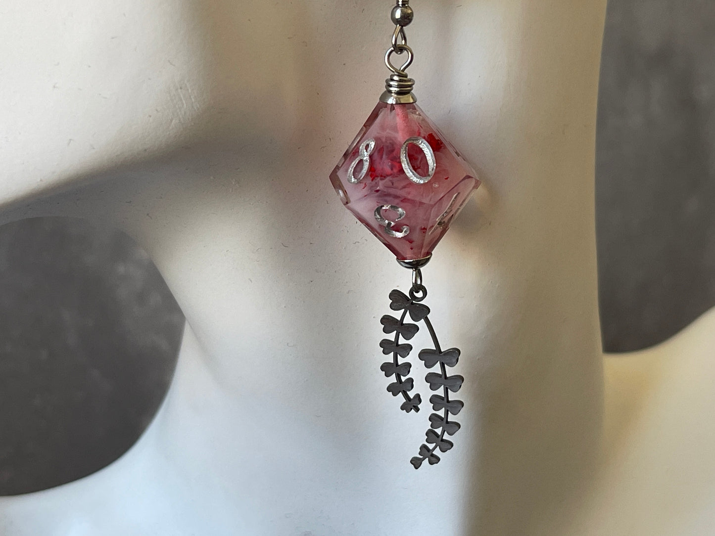 Misty Bloom D10 dice Earrings (silver- red and white)