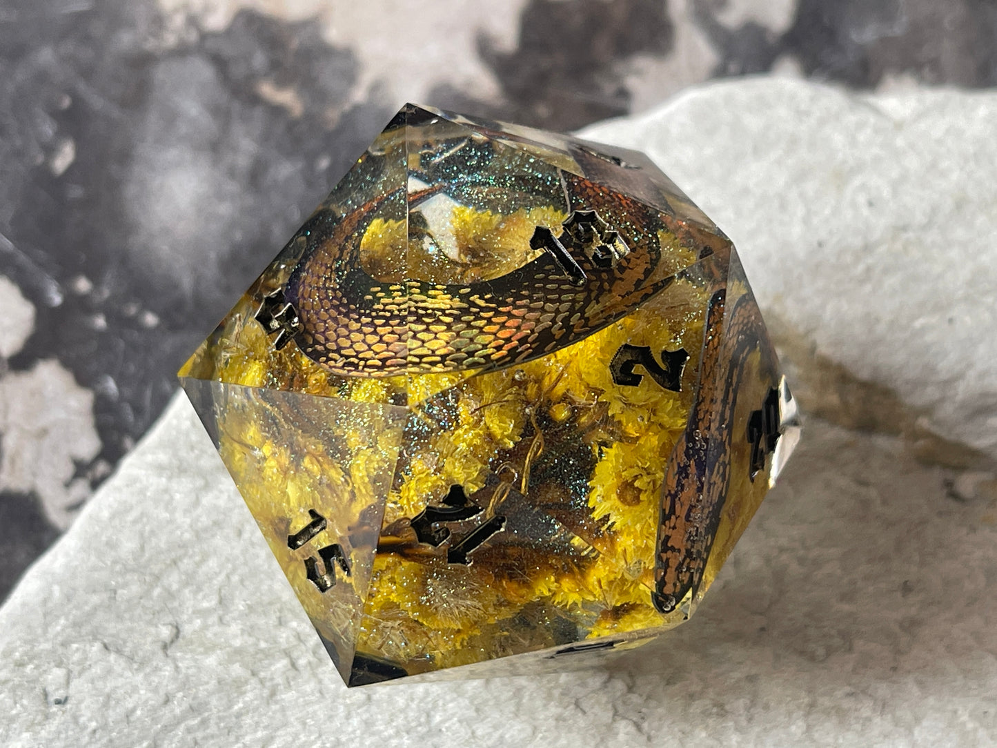 Golden Snake D20 chonk (yellow flowers)