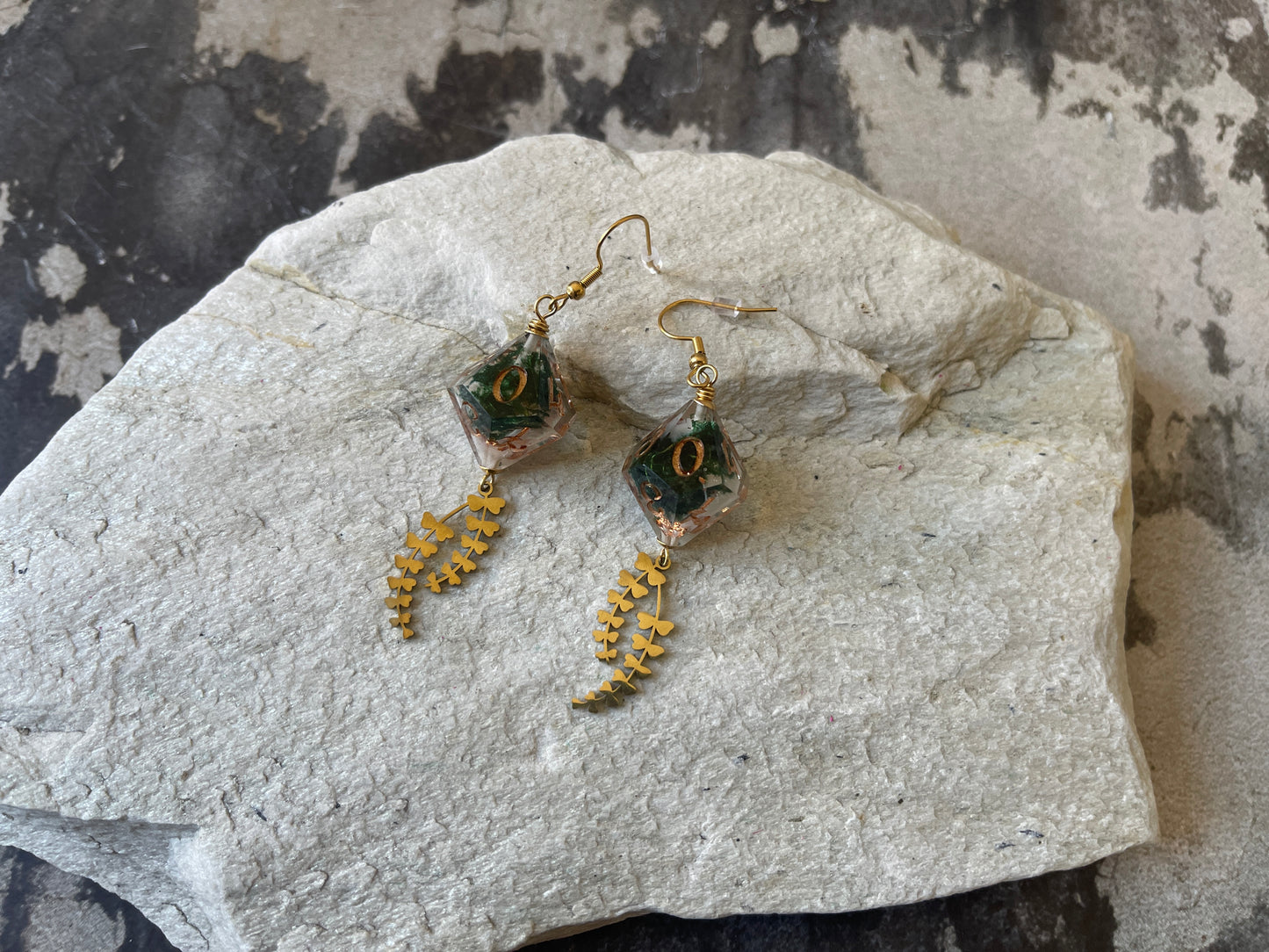 Misty Bloom D10 Earrings (gold-green and white)