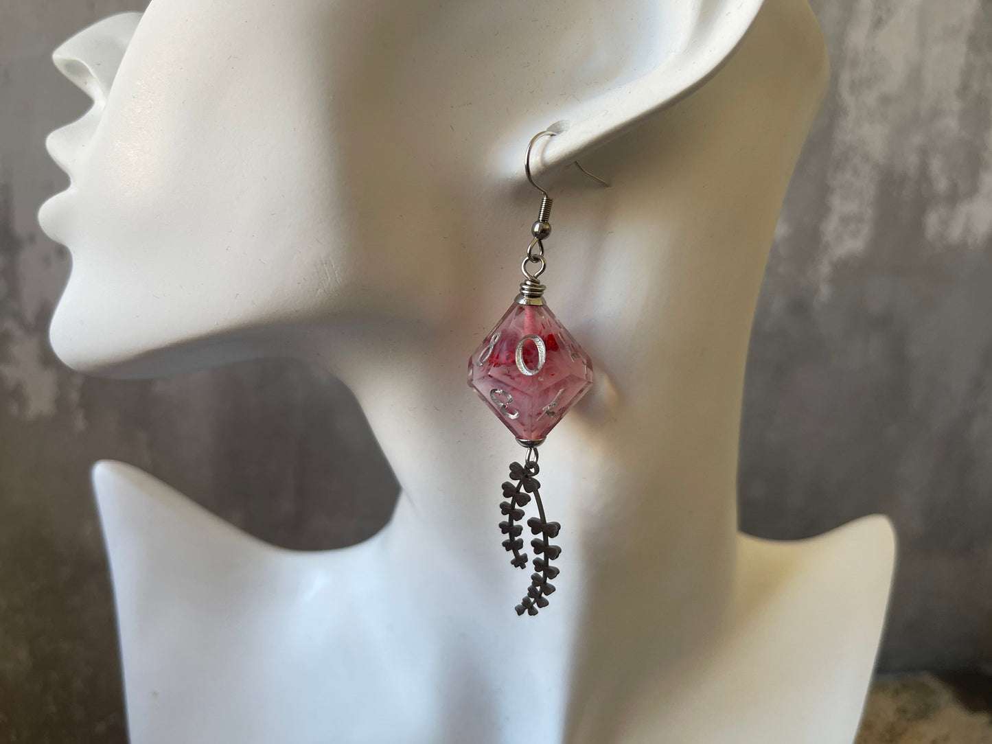 Misty Bloom D10 dice Earrings (silver- red and white)