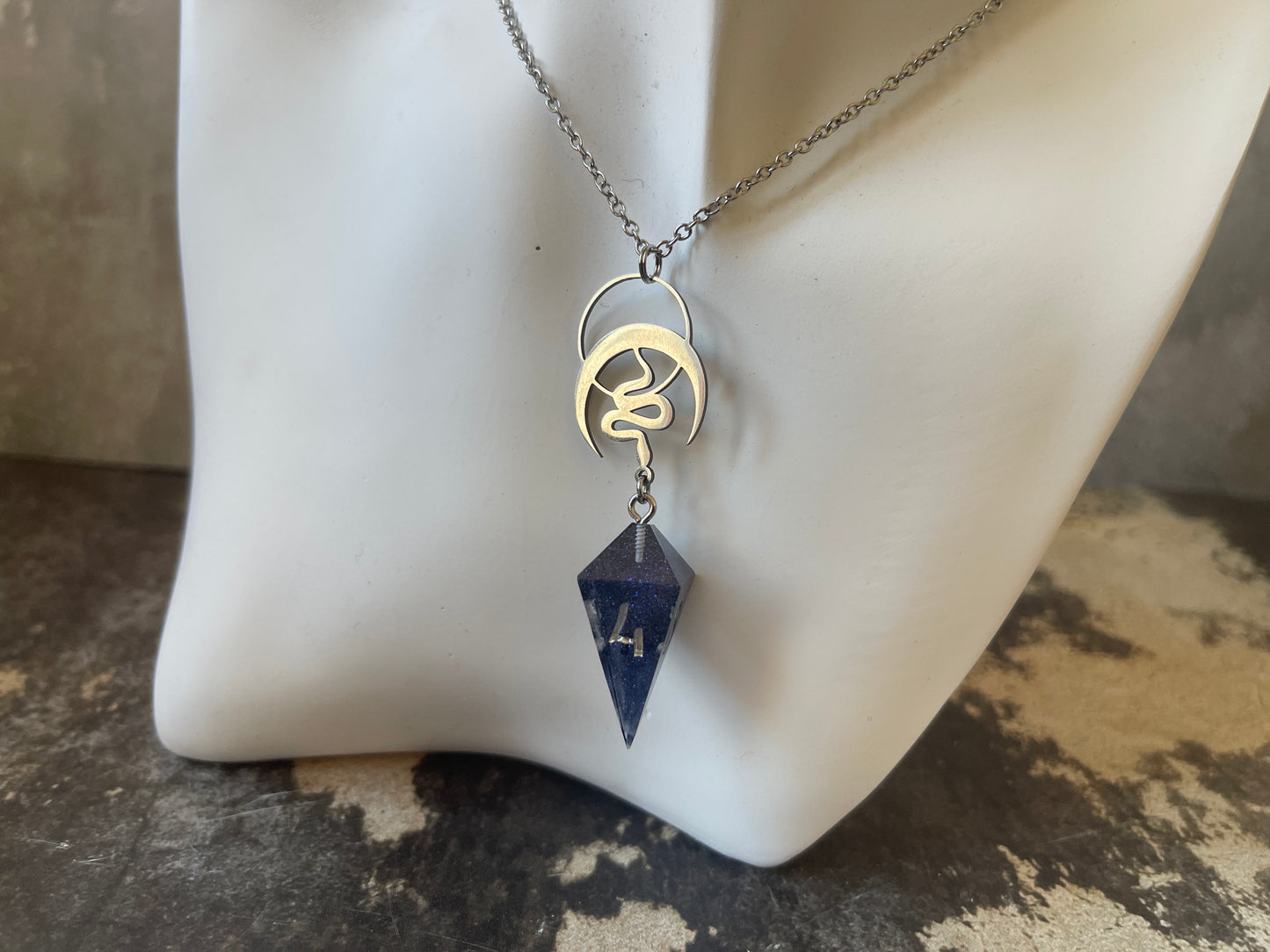 Lunar Snakes Shard D4 die necklace (silver-transparent purple)