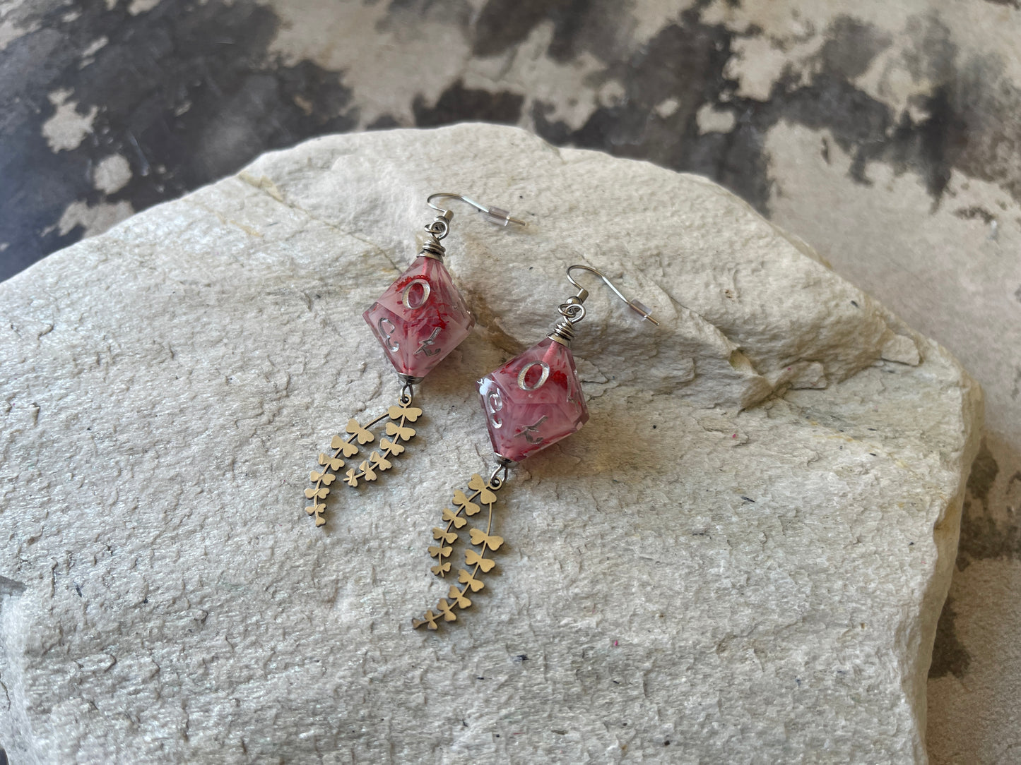 Misty Bloom D10 dice Earrings (silver- red and white)