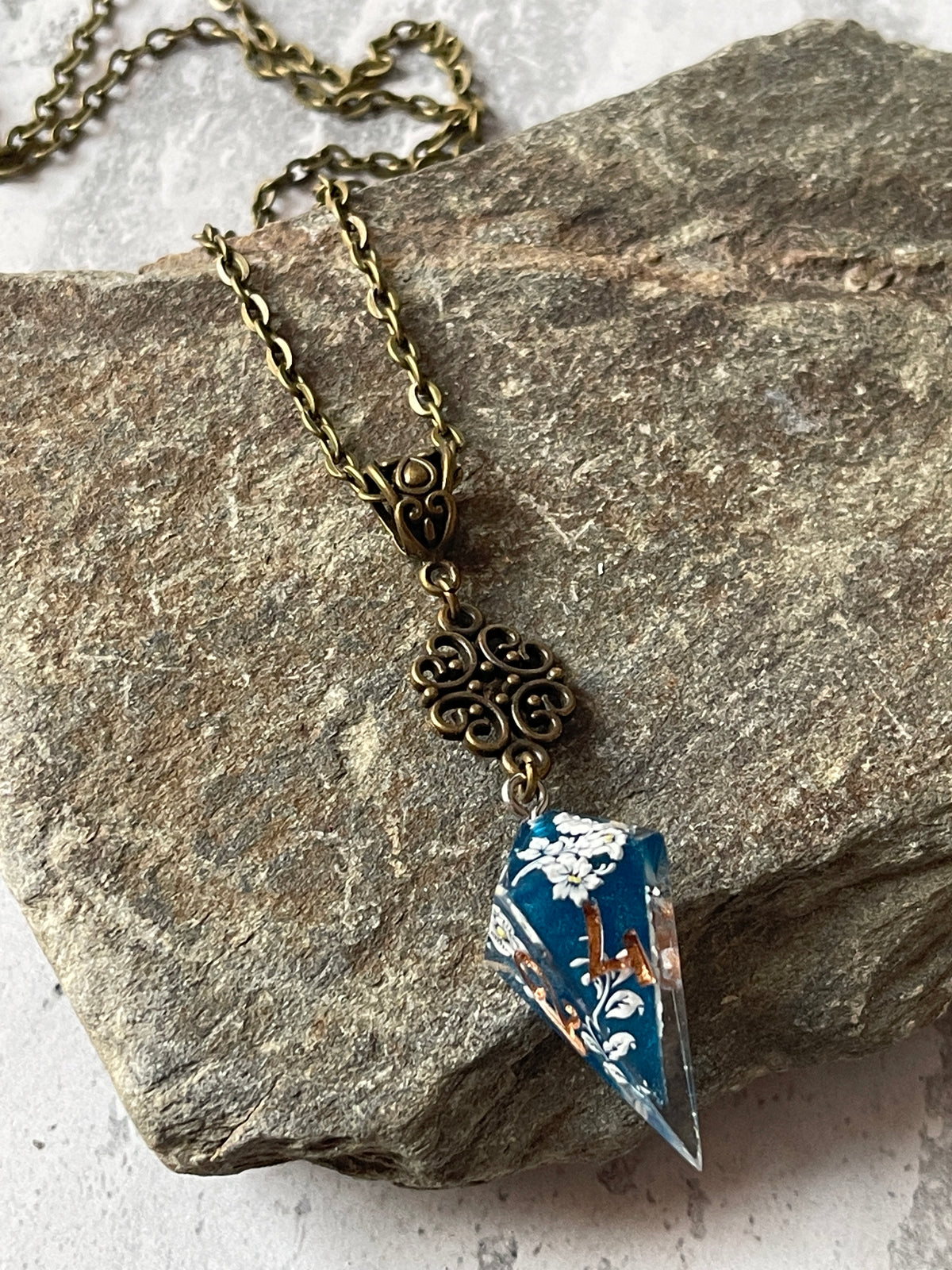 Rococo Shard D4 die necklace