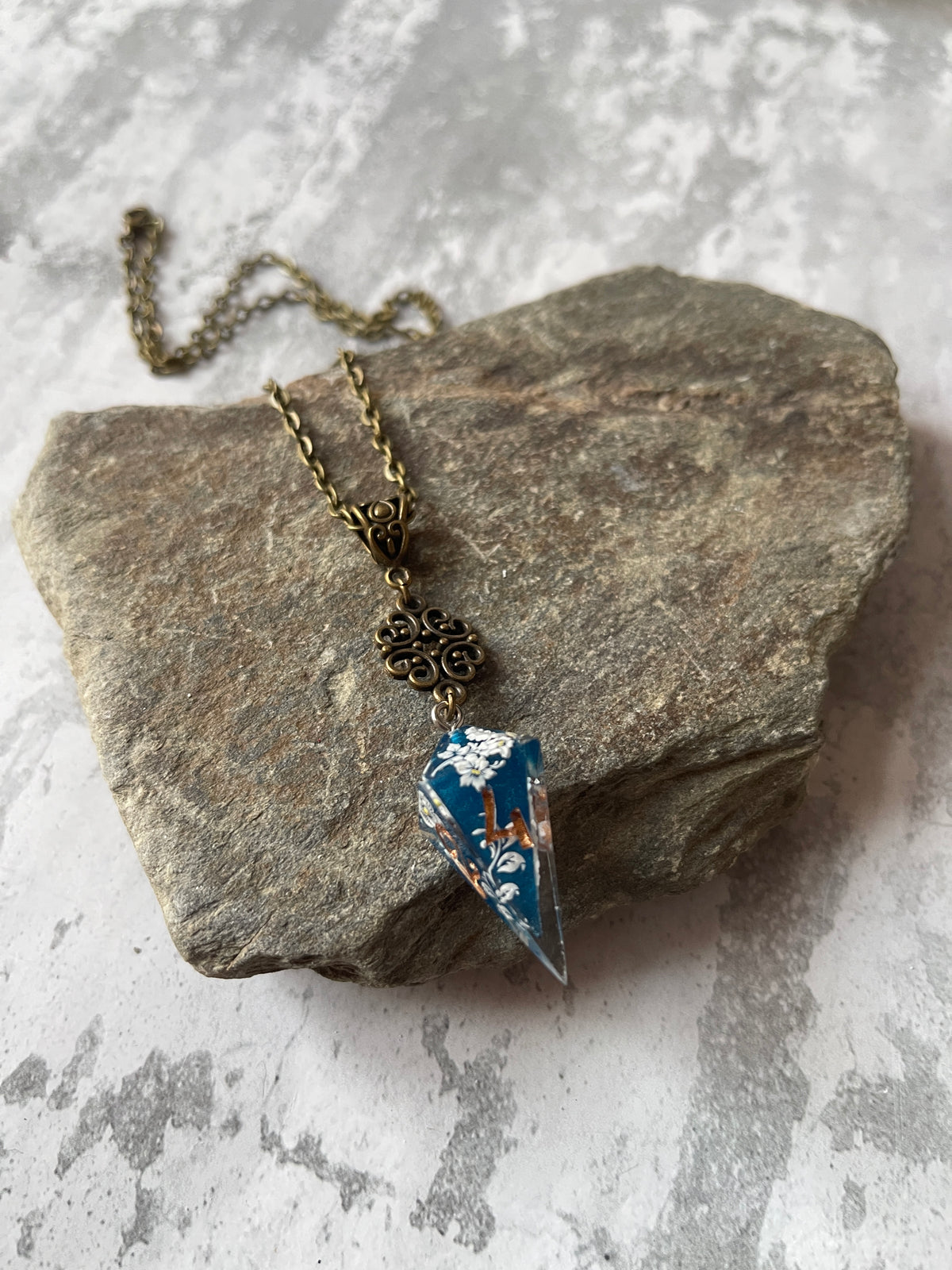 Rococo Shard D4 die necklace