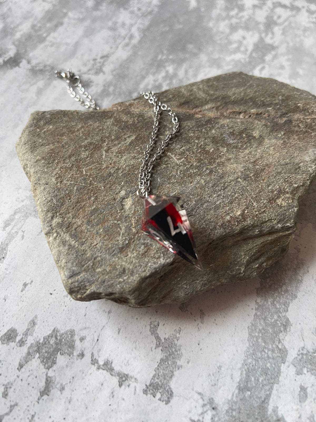Laudna Shard D4 die necklace
