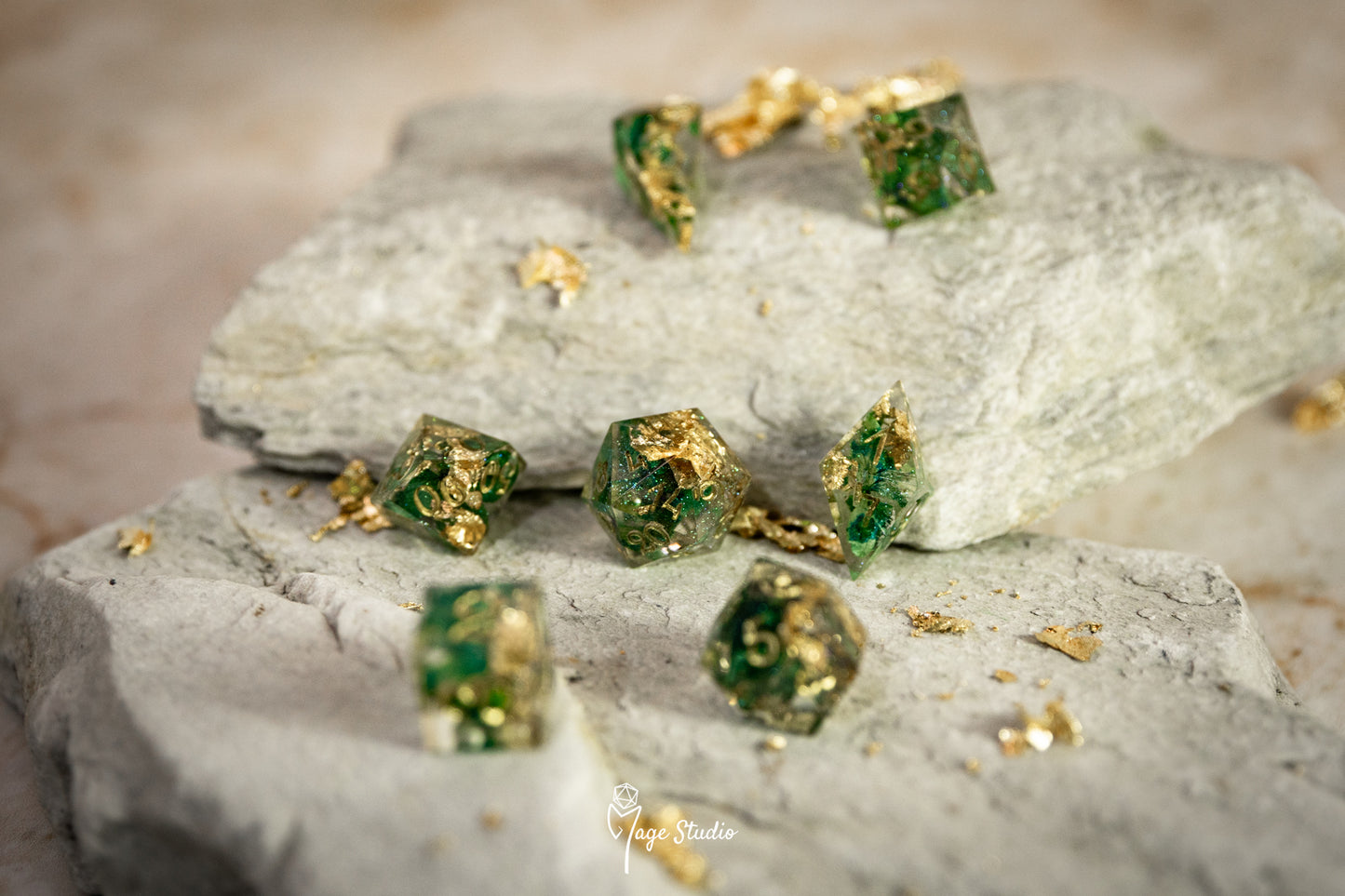 Gold Bloom dice set  (7pcs) alternative shapes