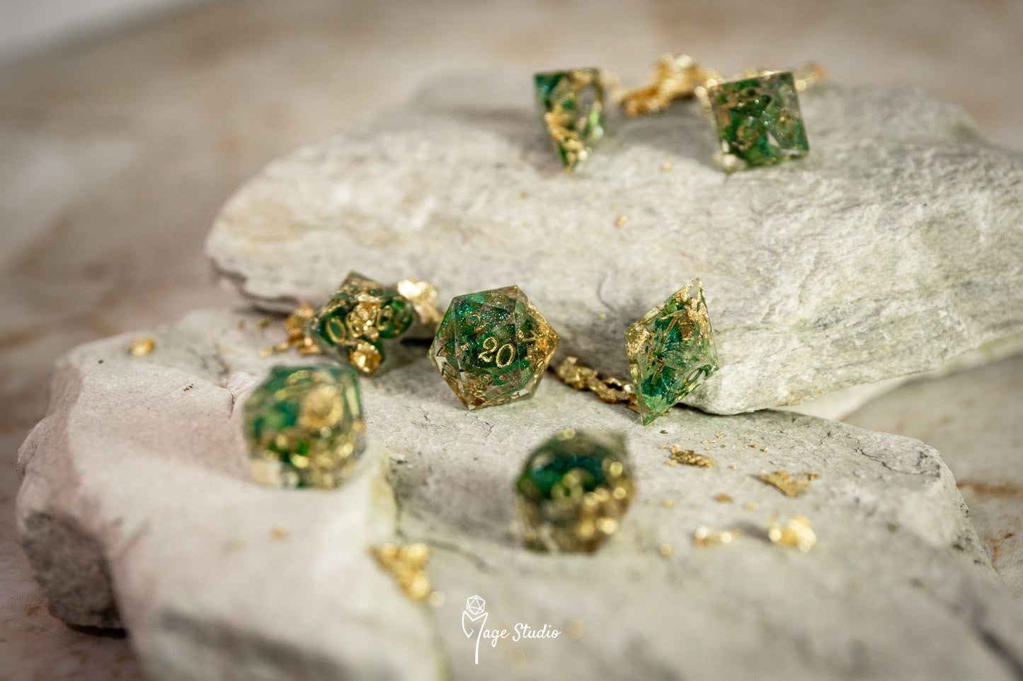 Gold Bloom dice set  (7pcs) alternative shapes