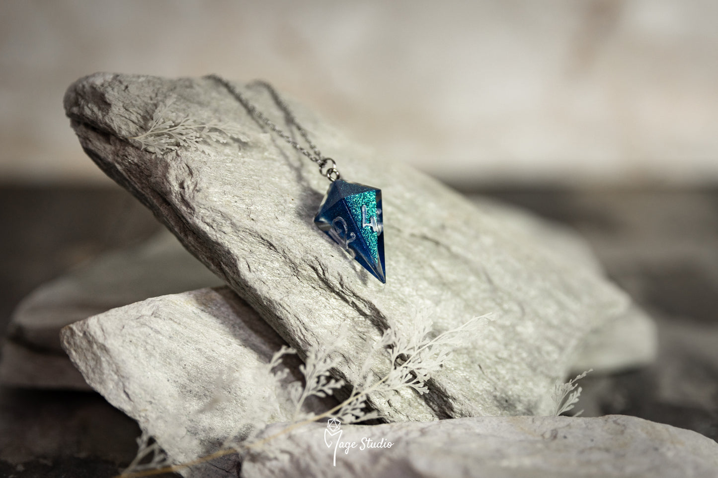 Glitter Blue Shard D4 die Necklace