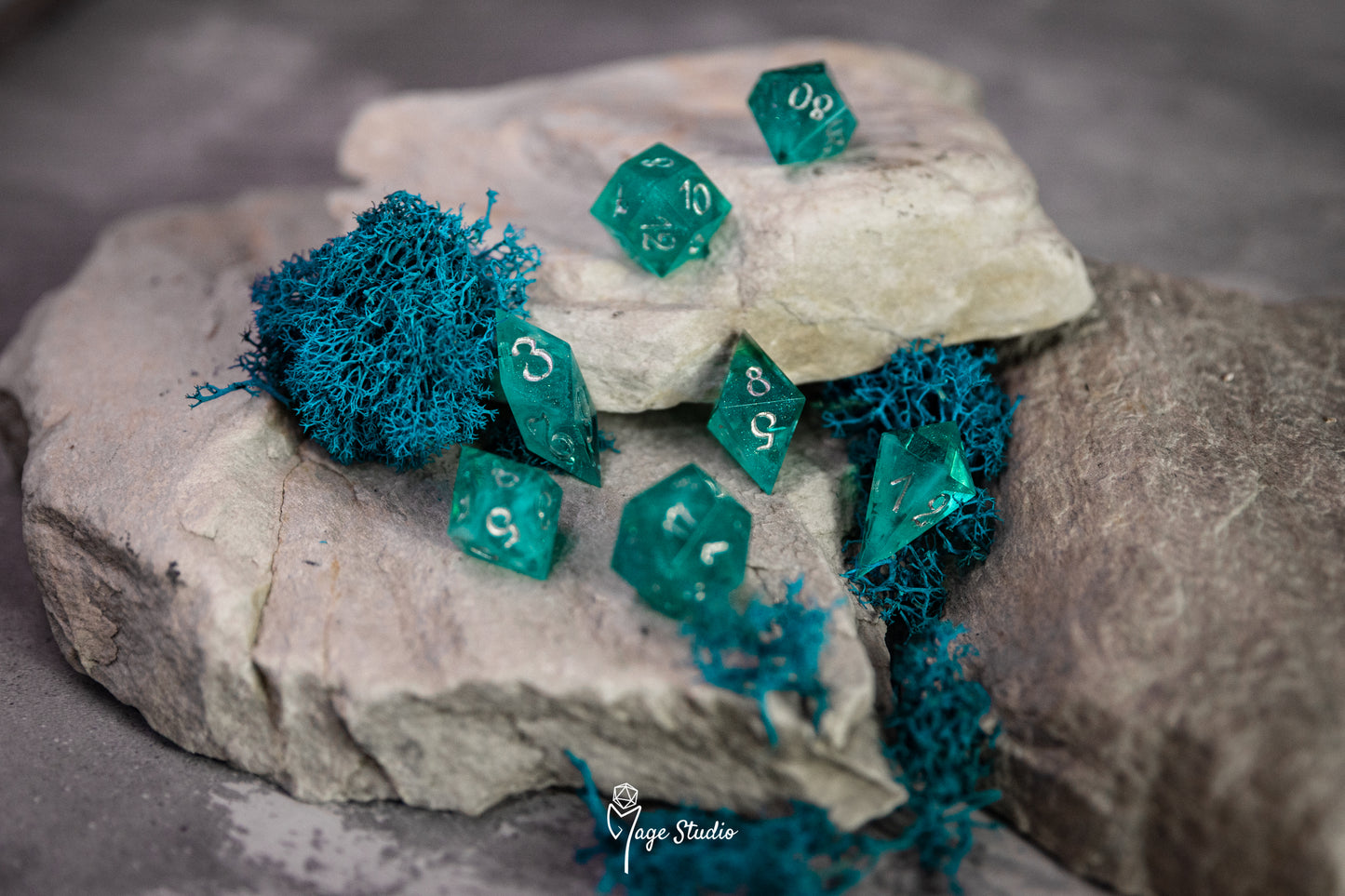 Twilight Glacier dice set  (7pcs) alternative shapes