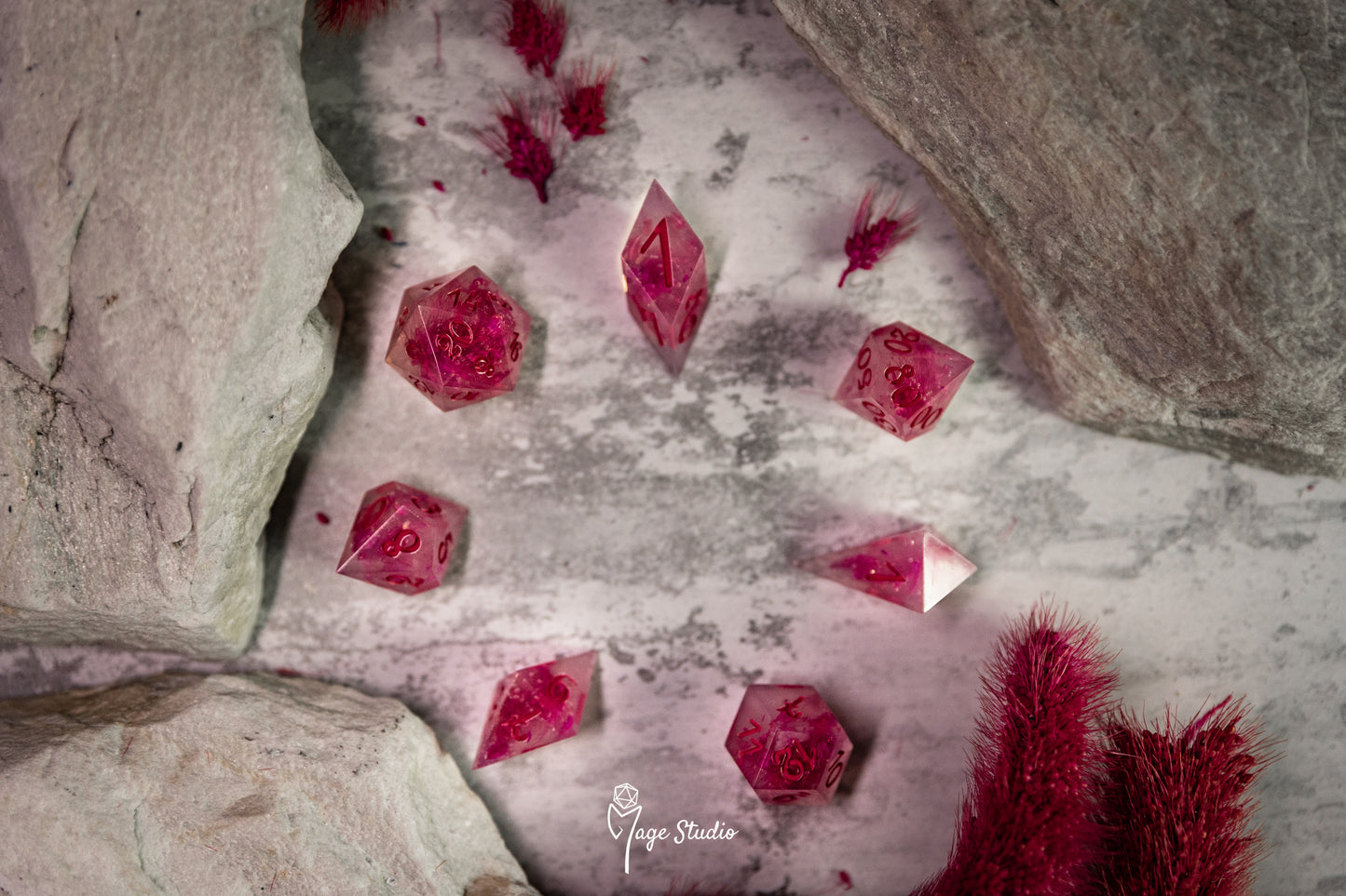 Pink Bloom dice set  (7pcs) alternative shapes