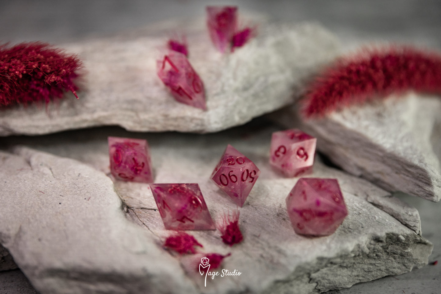 Pink Bloom dice set  (7pcs) alternative shapes