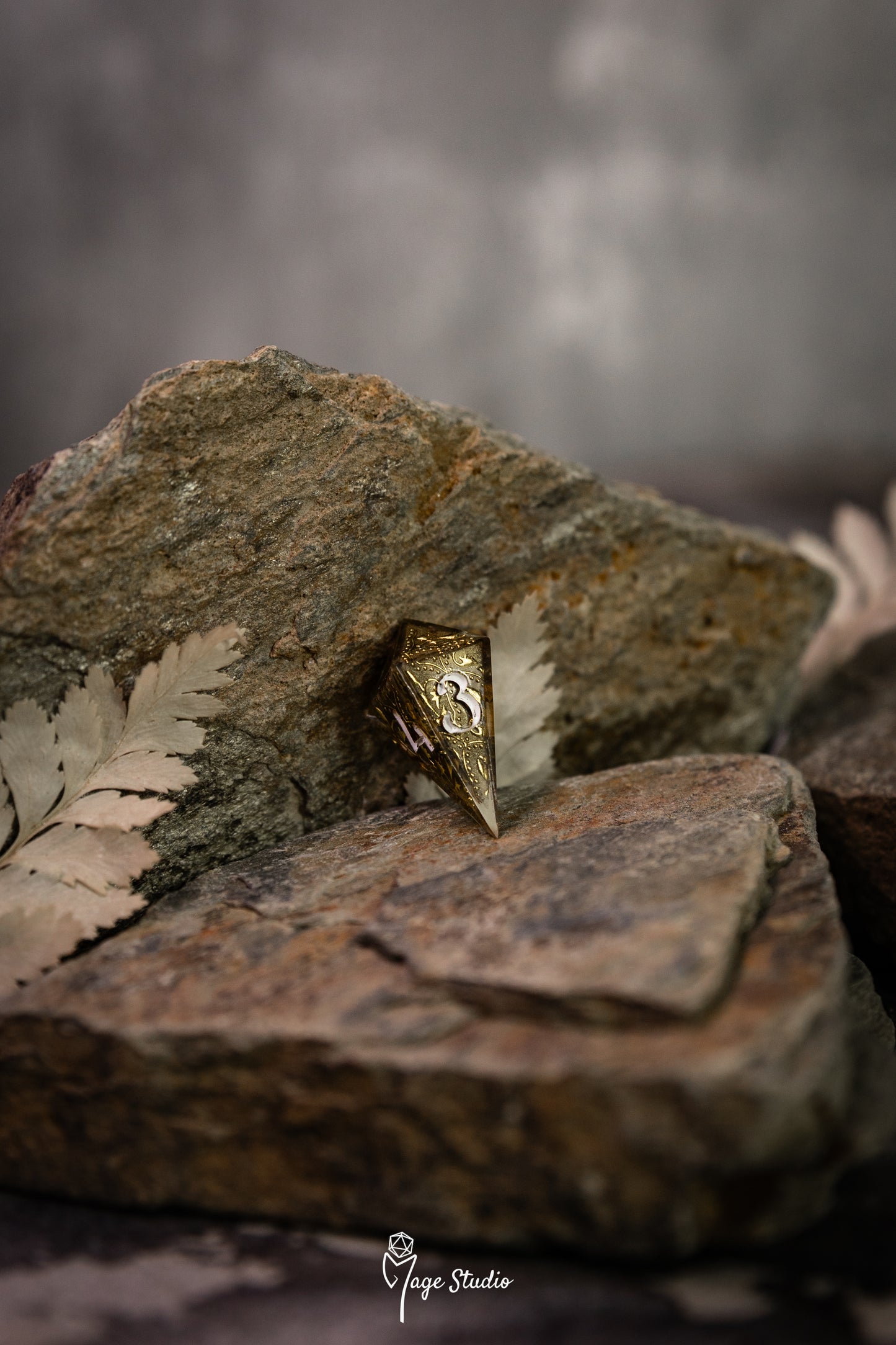 Gilded Age: Ada single D4 shard die