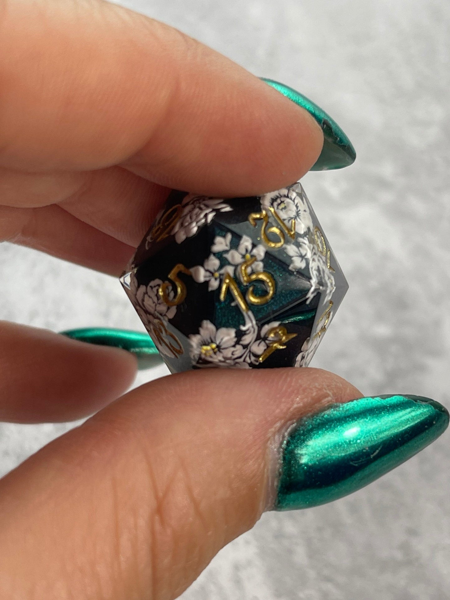 Rococo single D20 handmade resin dice