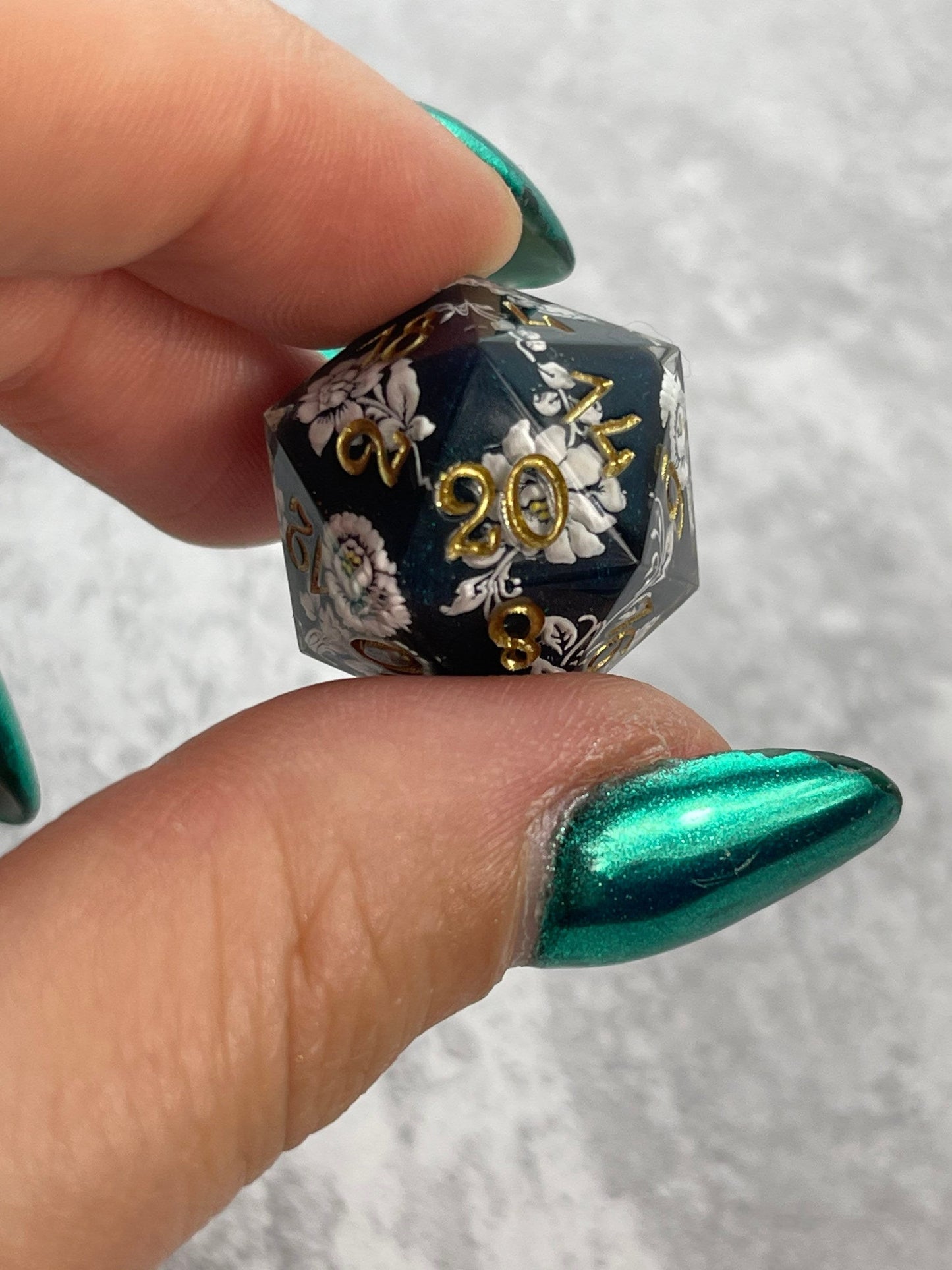 Rococo single D20 handmade resin dice